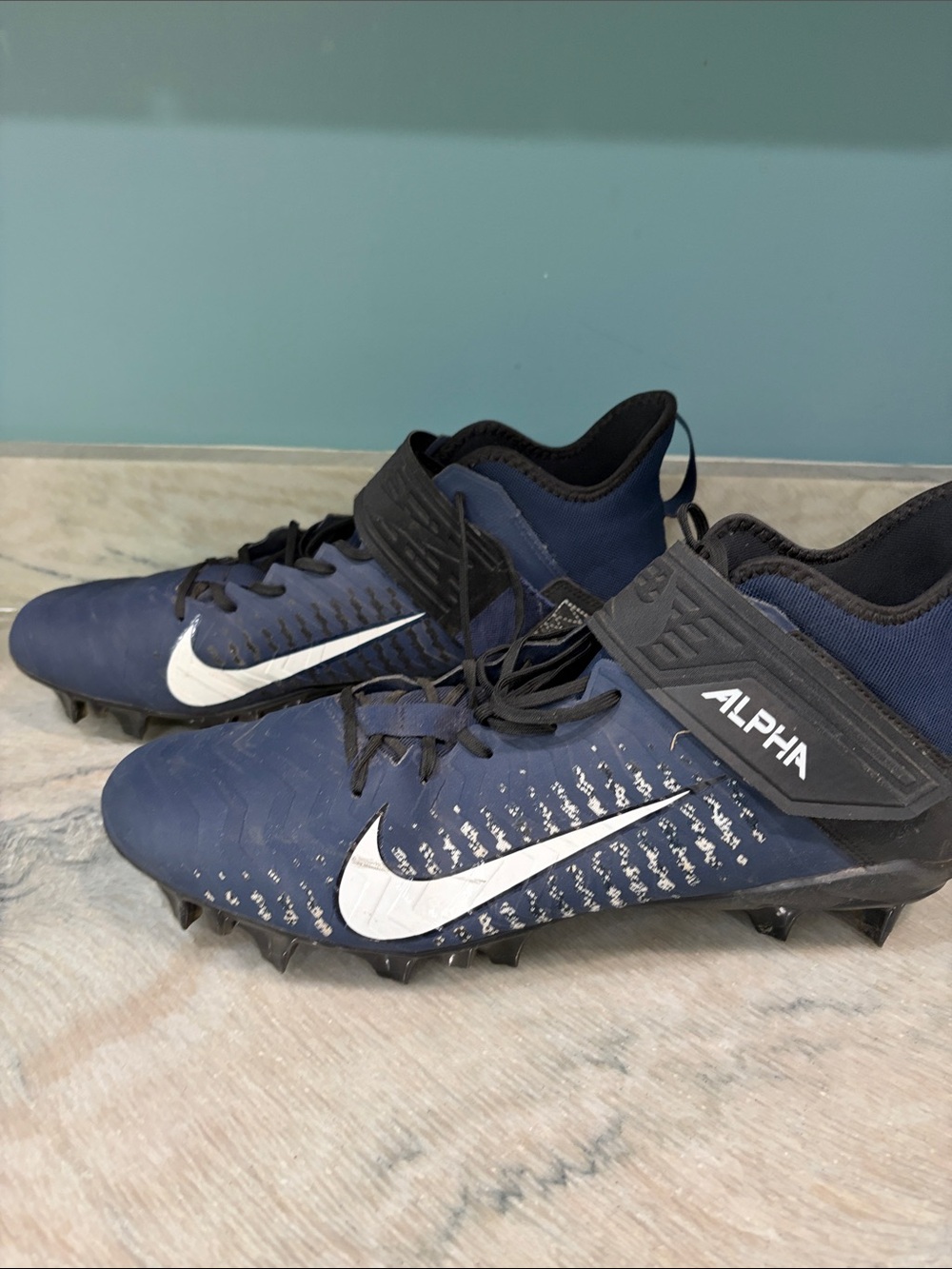 Nike Men’s Navy and White Alpha Football Cleats